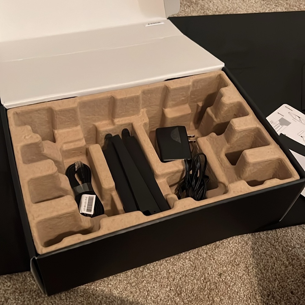 Netgear 5-Stream WiFi Router AX5 - Picture 7 of 15